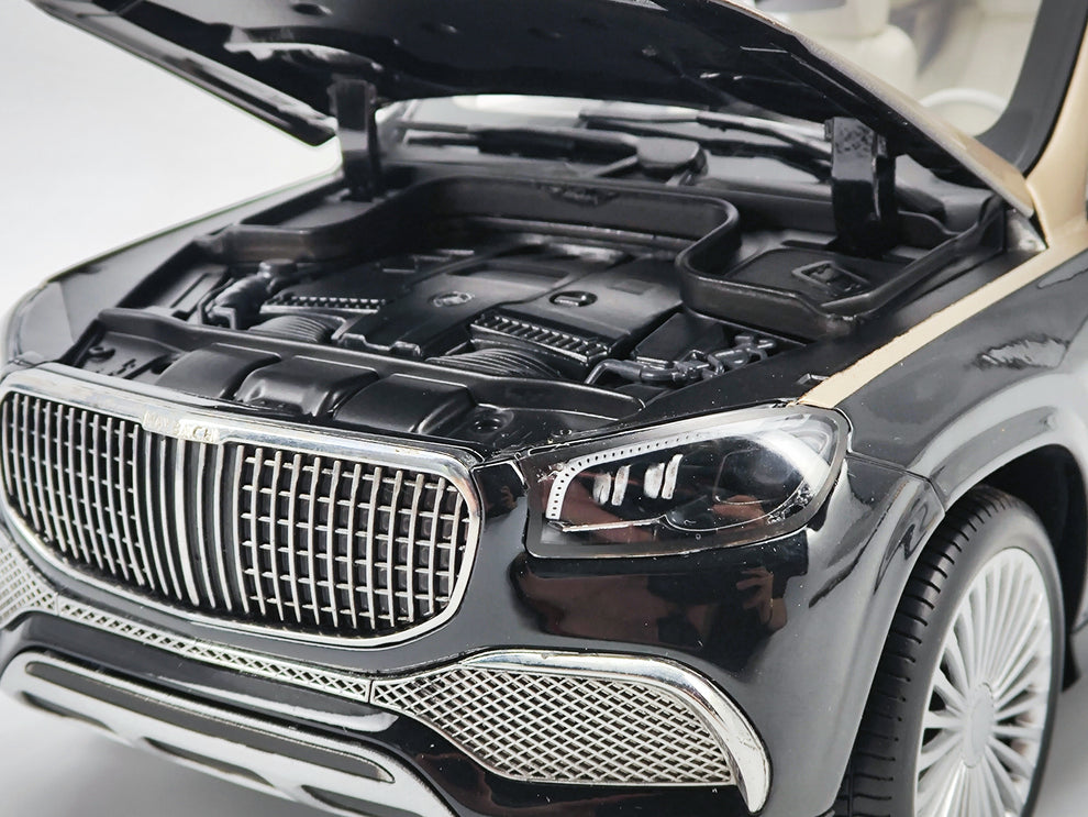 Paragon 1:18 Mercedes-Maybach GLS 600 Silver Diecast Model – Luxury SUV All-Opening Collector Car