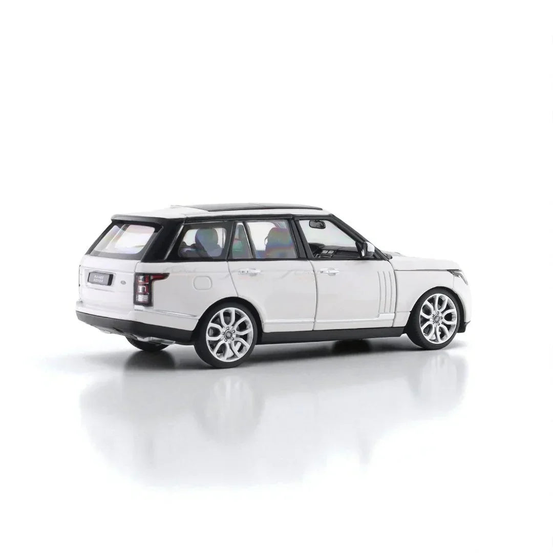 Rastar 1:24 Land-Rover Range Rover Die-Cast Model Car -White (56300)