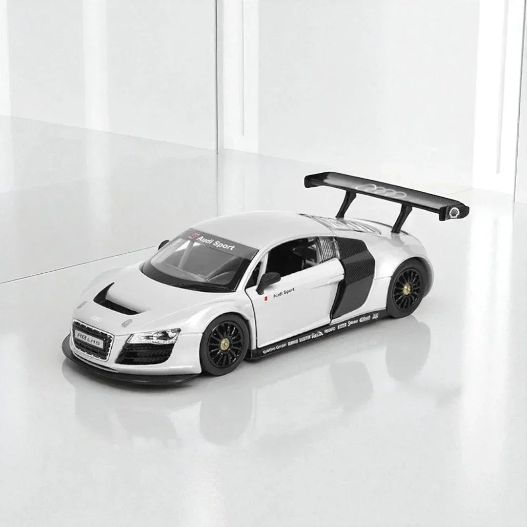 Rastar 1:24 Audi R8 LMS Die-Cast Model – White | Openable Doors (56100)