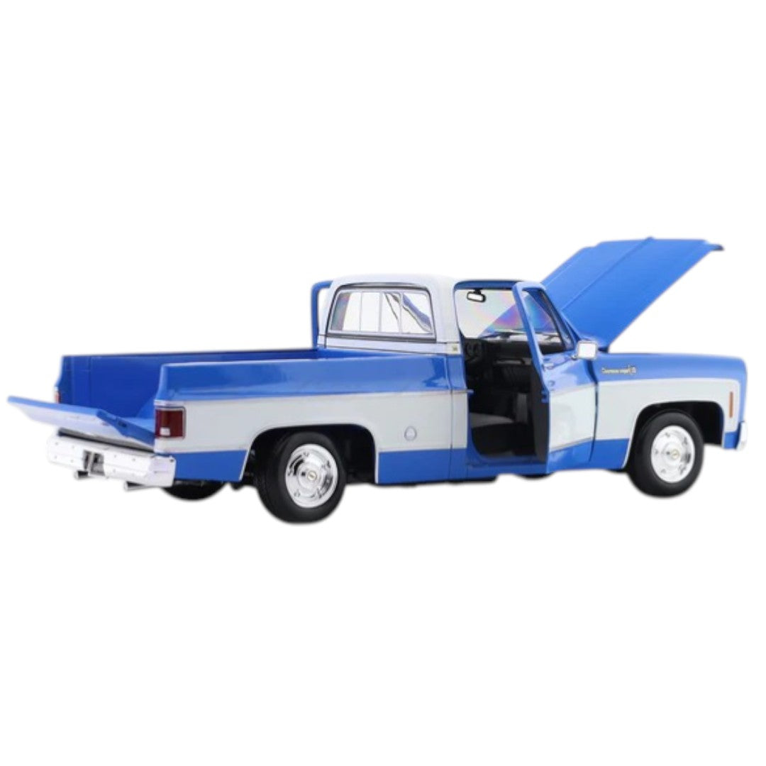 Maisto 1:18 1974 Chevrolet C10 Cheyenne Super Pickup Truck Diecast Model – Special Collection