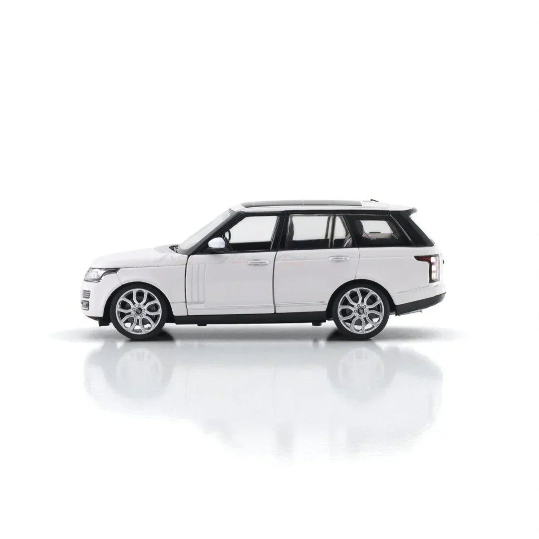 Rastar 1:24 Land-Rover Range Rover Die-Cast Model Car -White (56300)
