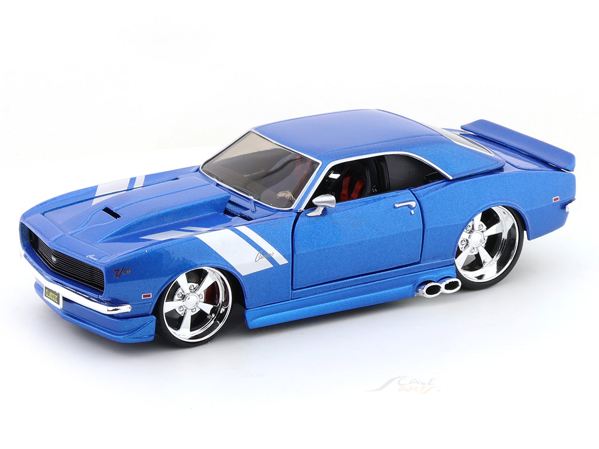 Maisto 1968 Chevrolet Camaro Z/28 1:24 Die-Cast Model Car | Collector's Collection | Custom Blue Classic Muscle Car