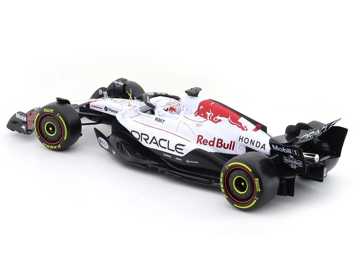 Bburago 1:18 Oracle Red Bull Racing RB21 F1 Car – Japan GP 2025 Die-Cast Model | Formula 1 Collectible