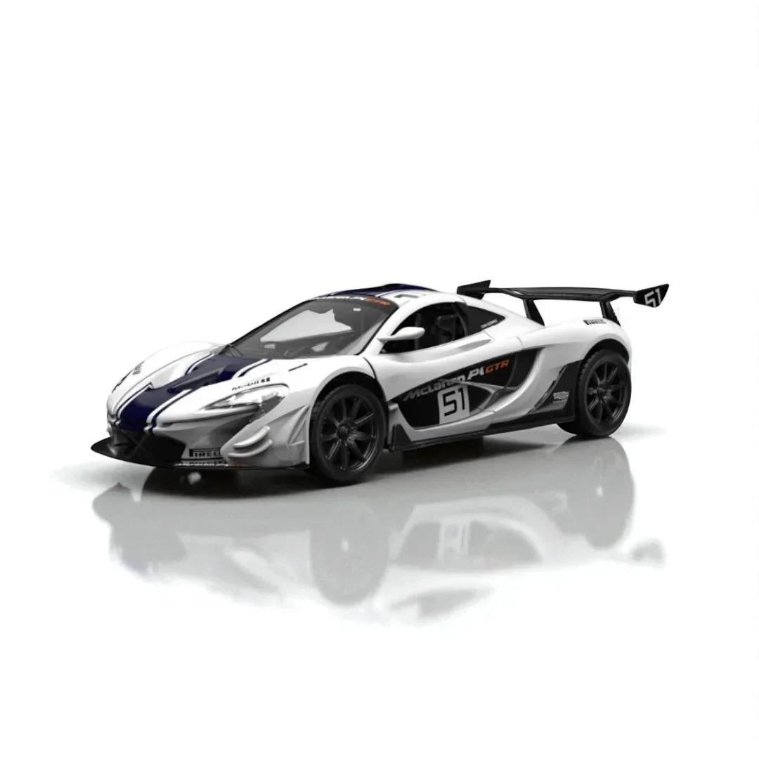 Joy Junction 1:24 McLaren P1 GTR  Diecast Model Car – White (JJ252)