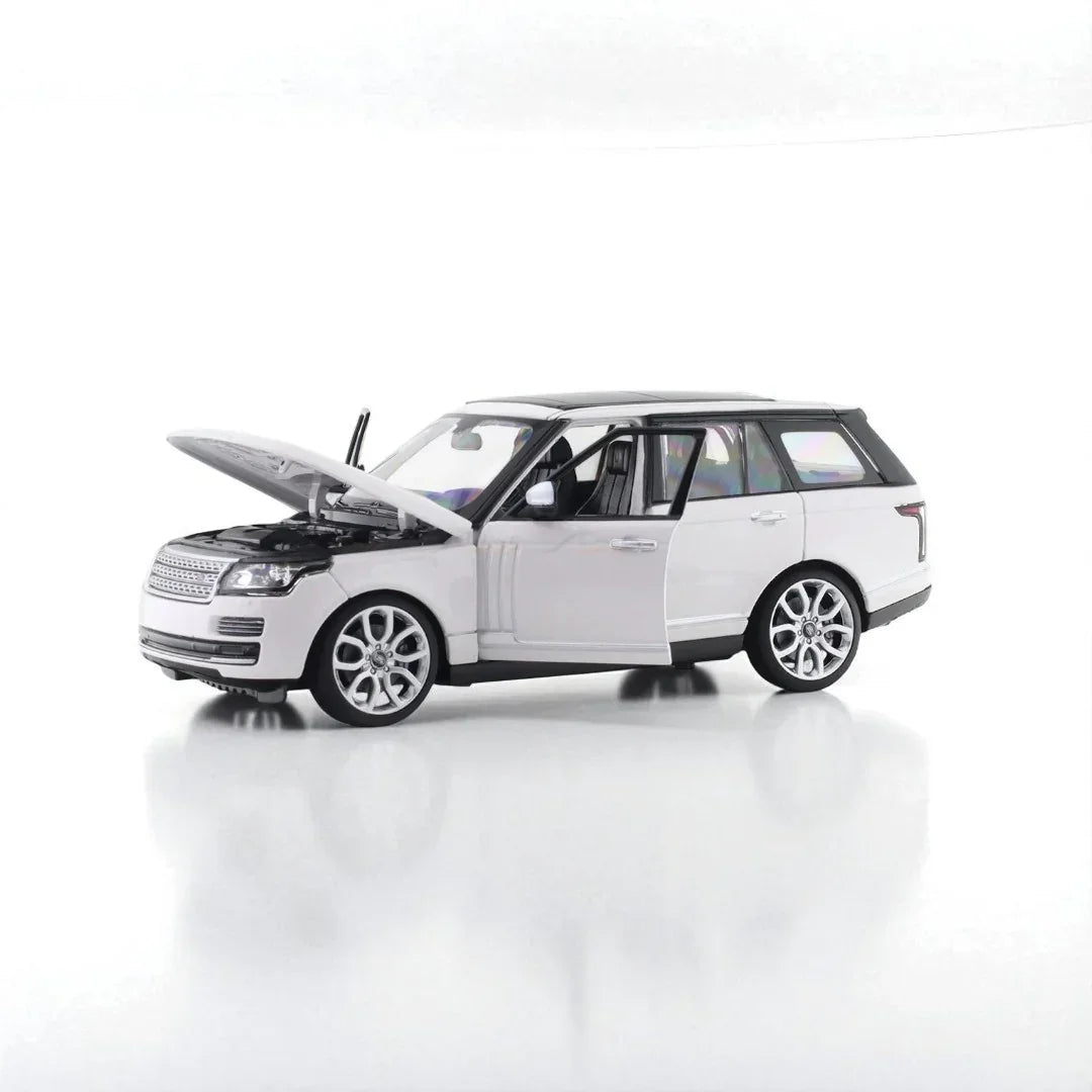 Rastar 1:24 Land-Rover Range Rover Die-Cast Model Car -White (56300)