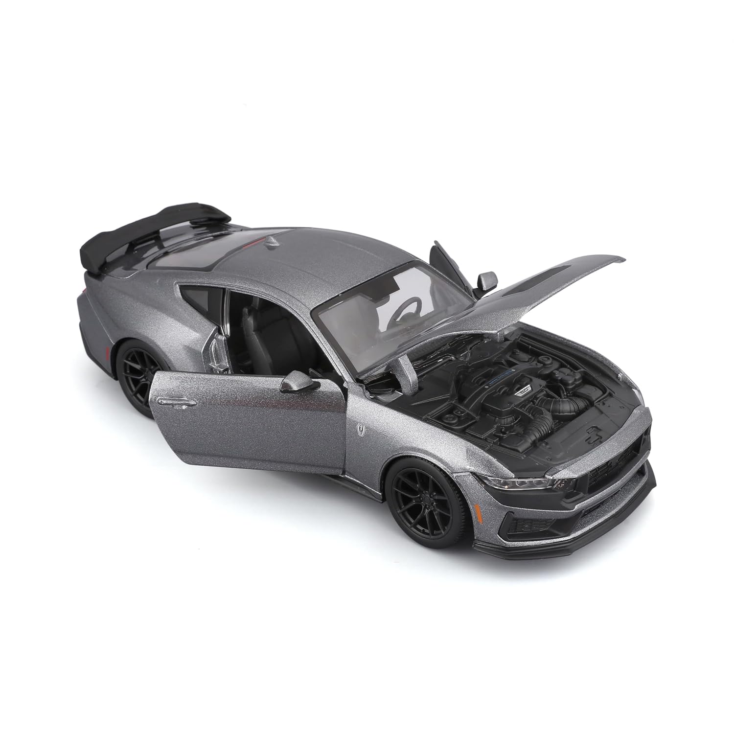 Maisto 2024 Ford Mustang Dark Horse 1:24 Die-Cast Model Car | Collector's Collection | Metallic Grey