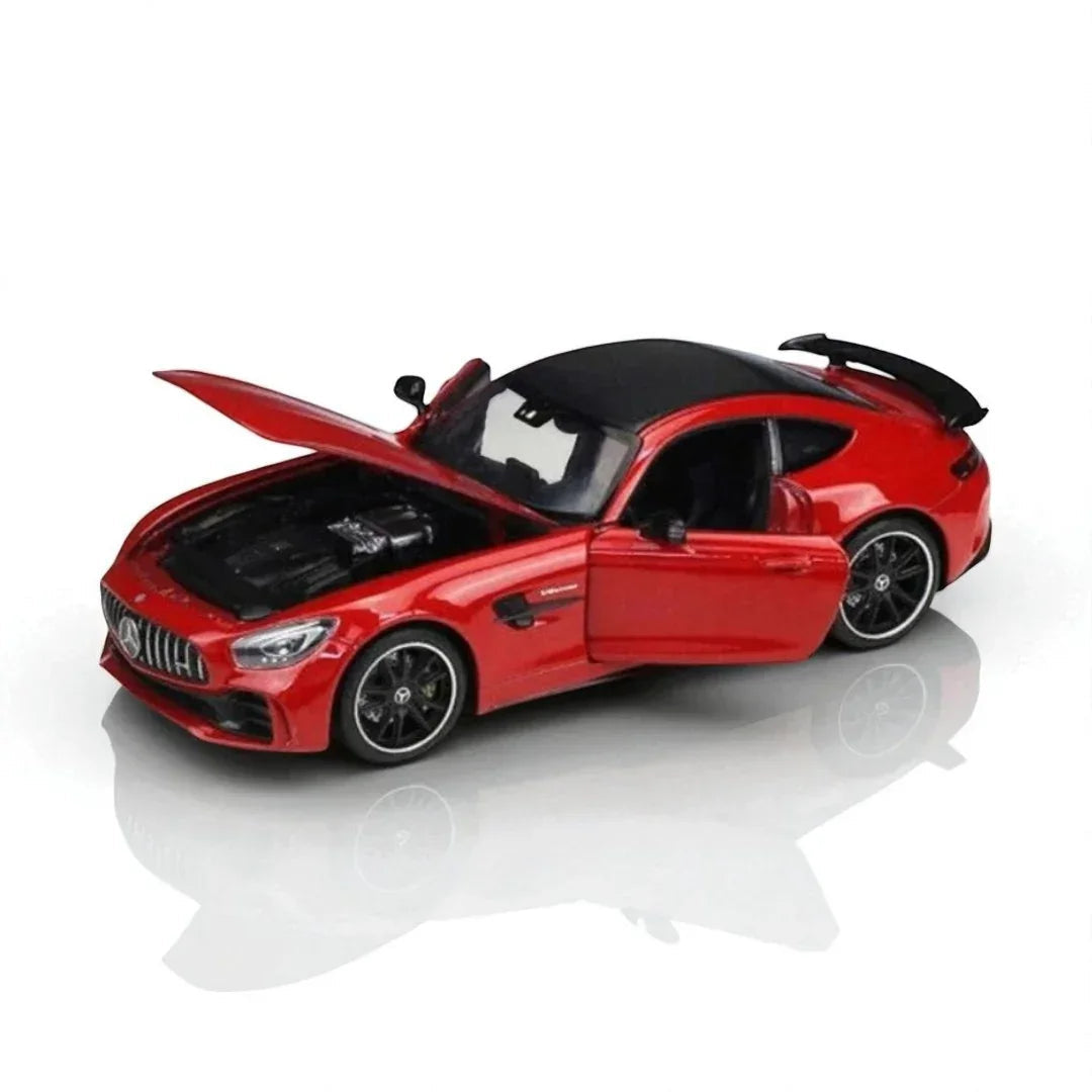 Welly 1:24 Mercedes-AMG GT R Die-Cast Model – Red | Openable Doors (24081)