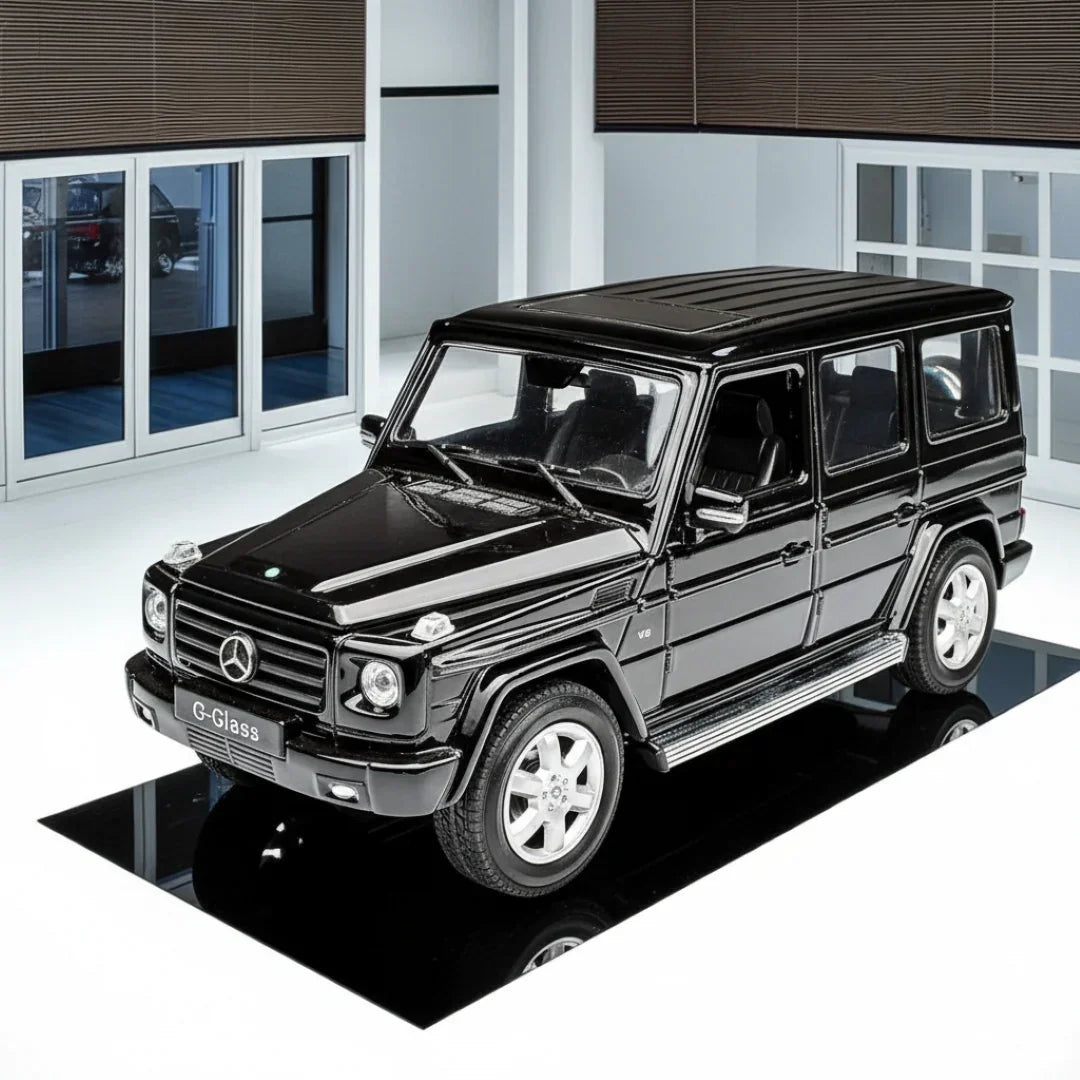 Welly 1:24 Mercedes-Benz G-Class Diecast Model – Black | Openable Doors (24012)