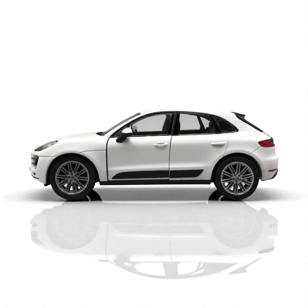 Welly 1:24 Porsche Macan Turbo Die-Cast Model – Openable Doors (24047)