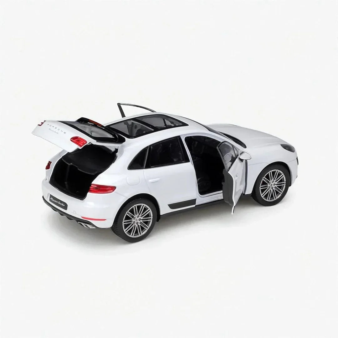 Welly 1:24 Porsche Macan Turbo Die-Cast Model – Openable Doors (24047)